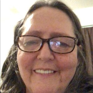 Meet your Posher, Leilani